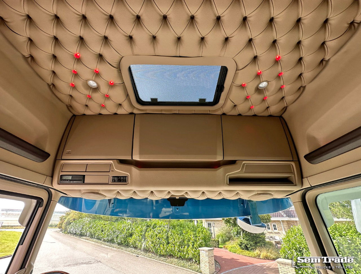 Рефрижератор Scania S650 V8 NGS Only 193.000 KM Full Options FullY Isolated Body Special Show Truck / Combi NEW Condition: фото 24 Рефрижератор Scania S650 V8 NGS Only 193.000 KM Full Options FullY Isolated Body Special Show Truck / Combi NEW Condition: фото 24