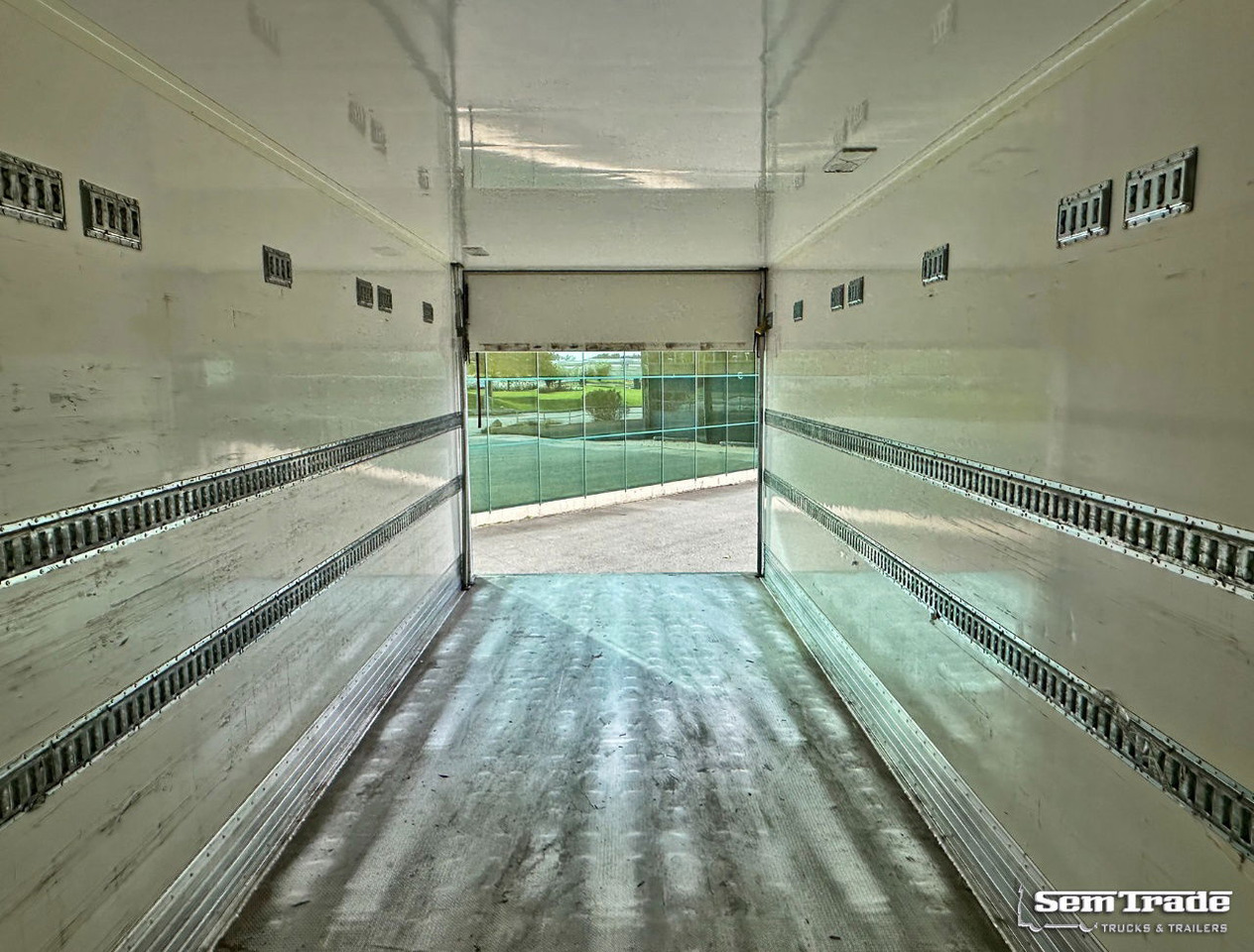 Рефрижератор Scania S650 V8 NGS Only 193.000 KM Full Options FullY Isolated Body Special Show Truck / Combi NEW Condition: фото 10 Рефрижератор Scania S650 V8 NGS Only 193.000 KM Full Options FullY Isolated Body Special Show Truck / Combi NEW Condition: фото 10