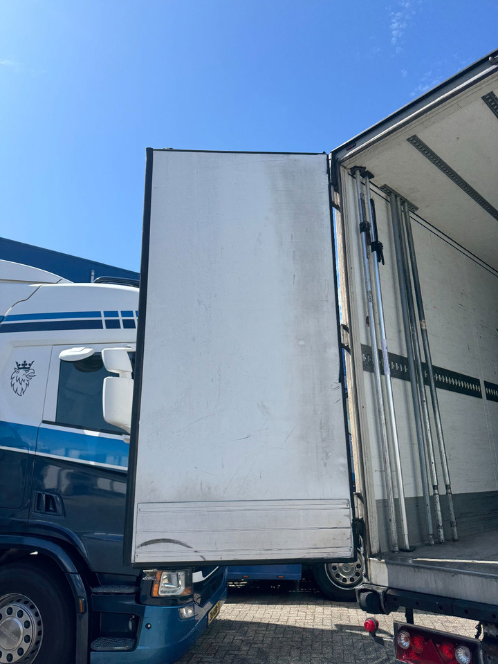 Полуприцеп-рефрижератор Schmitz Cargobull Thermo King SLX300 With Only 6.200 Hours 1340 x 250 x 270 CM Inside TOP Condition NL Trailer: фото 14