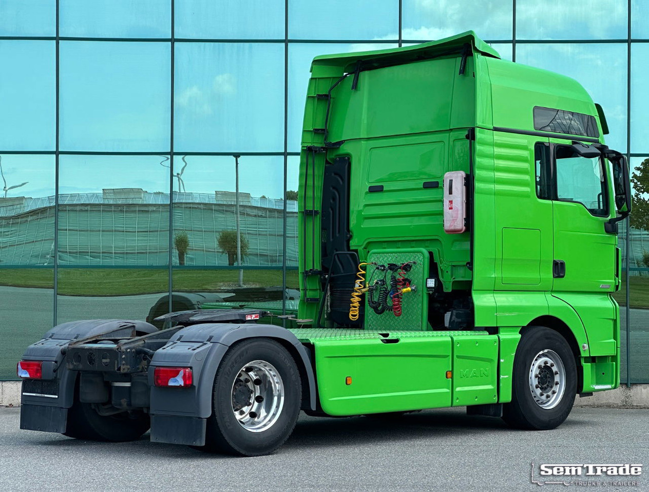 MAN TGX 18.460 Euro 6 Only 697.000 KM 2X Tanks TOP Condition BE-Truck - Тягач: фото 4 MAN TGX 18.460 Euro 6 Only 697.000 KM 2X Tanks TOP Condition BE-Truck - Тягач: фото 4