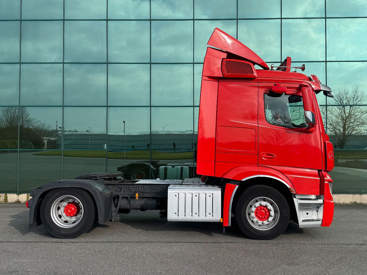 Mercedes-Benz Actros 1842 Full AIR Only 416.000 KM Euro 6 TOP Condition NL Truck - Тягач: фото 5 Mercedes-Benz Actros 1842 Full AIR Only 416.000 KM Euro 6 TOP Condition NL Truck - Тягач: фото 5