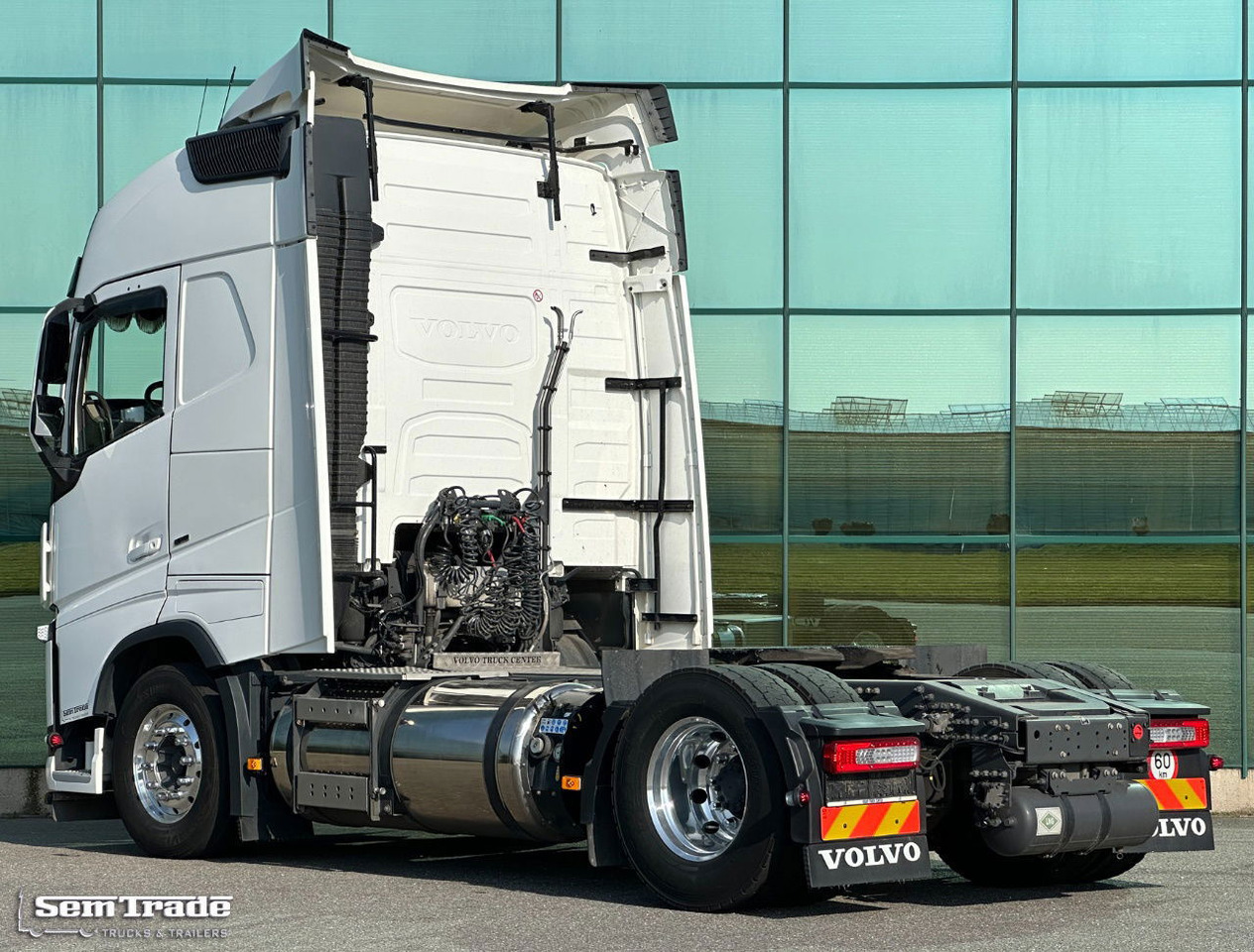 Volvo FH 13.460 Full AIR I-Park Cool Super Condition Belgium-Truck - Тягач: фото 3 Volvo FH 13.460 Full AIR I-Park Cool Super Condition Belgium-Truck - Тягач: фото 3