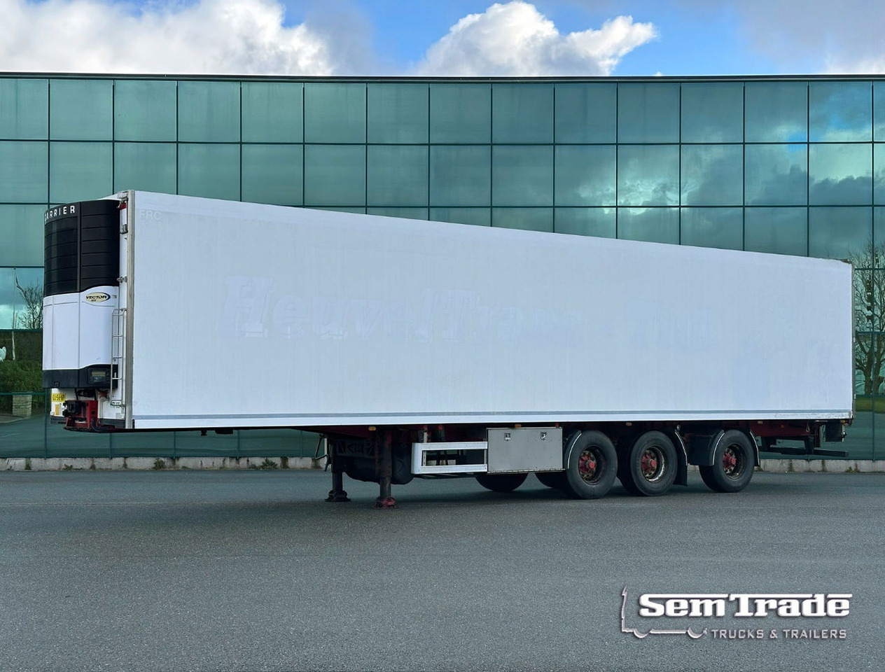 Van Eck 3 AS Koel Vries Carrier Vector 1800 Zeer Mooi Chassis Stuuras Tridec - Полуприцеп-рефрижератор: фото 1 Van Eck 3 AS Koel Vries Carrier Vector 1800 Zeer Mooi Chassis Stuuras Tridec - Полуприцеп-рефрижератор: фото 1