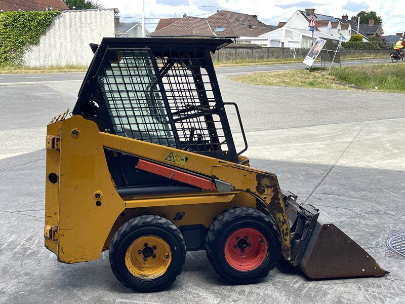 Bobcat S 70 - Мини-погрузчик с бортовым поворотом: фото 4 Bobcat S 70 - Мини-погрузчик с бортовым поворотом: фото 4