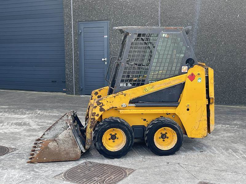 Bobcat S 70 - Мини-погрузчик с бортовым поворотом: фото 2 Bobcat S 70 - Мини-погрузчик с бортовым поворотом: фото 2