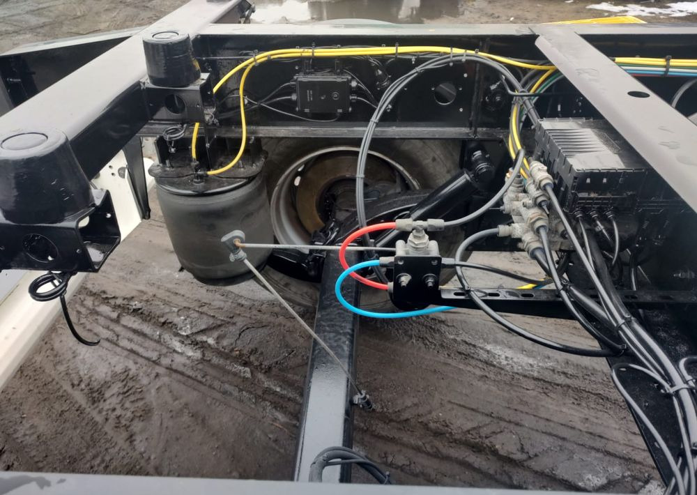 Krone Przyczepa BDF Krone - Прицеп-контейнеровоз/ Сменный кузов: фото 2 Krone Przyczepa BDF Krone - Прицеп-контейнеровоз/ Сменный кузов: фото 2