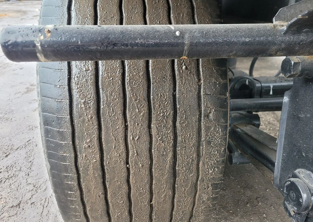 Krone Przyczepa wywrotka 3 osie wywrot - Самосвальный прицеп: фото 4 Krone Przyczepa wywrotka 3 osie wywrot - Самосвальный прицеп: фото 4