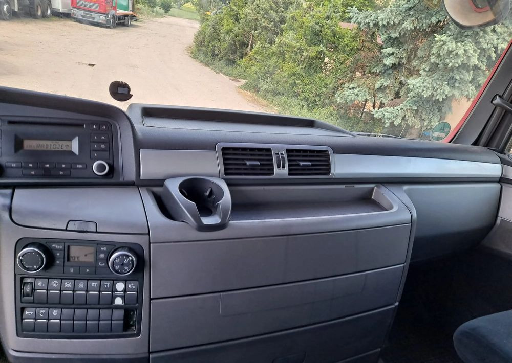 MAN TGX 26.440 Euro 5 Hakowiec - Крюковой мультилифт: фото 3 MAN TGX 26.440 Euro 5 Hakowiec - Крюковой мультилифт: фото 3