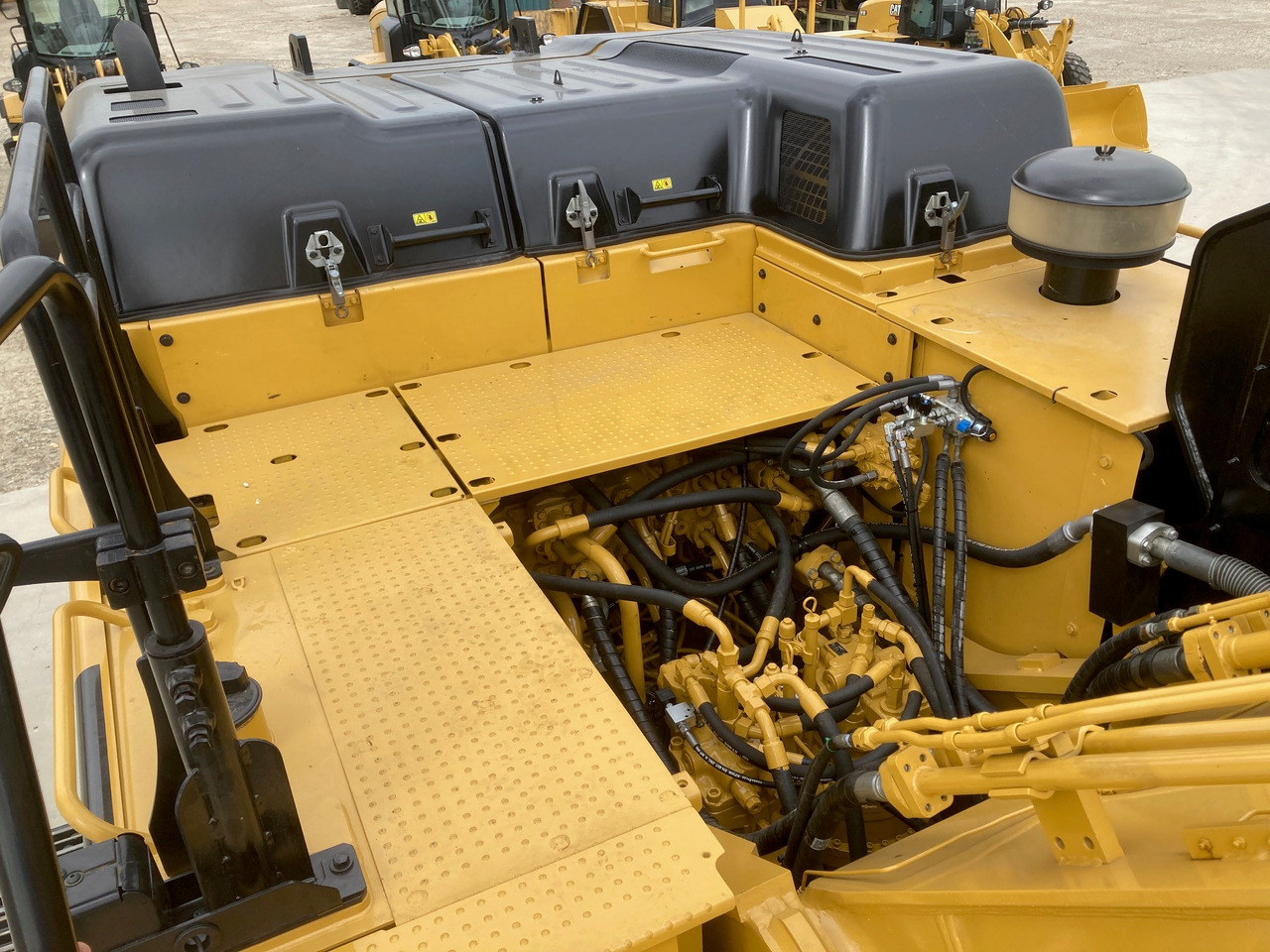 Перегружатель CATERPILLAR 352F Material Handler: фото 7