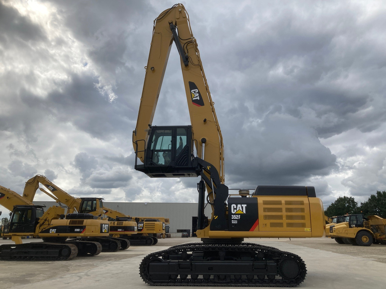 Перегружатель CATERPILLAR 352F Material Handler: фото 12