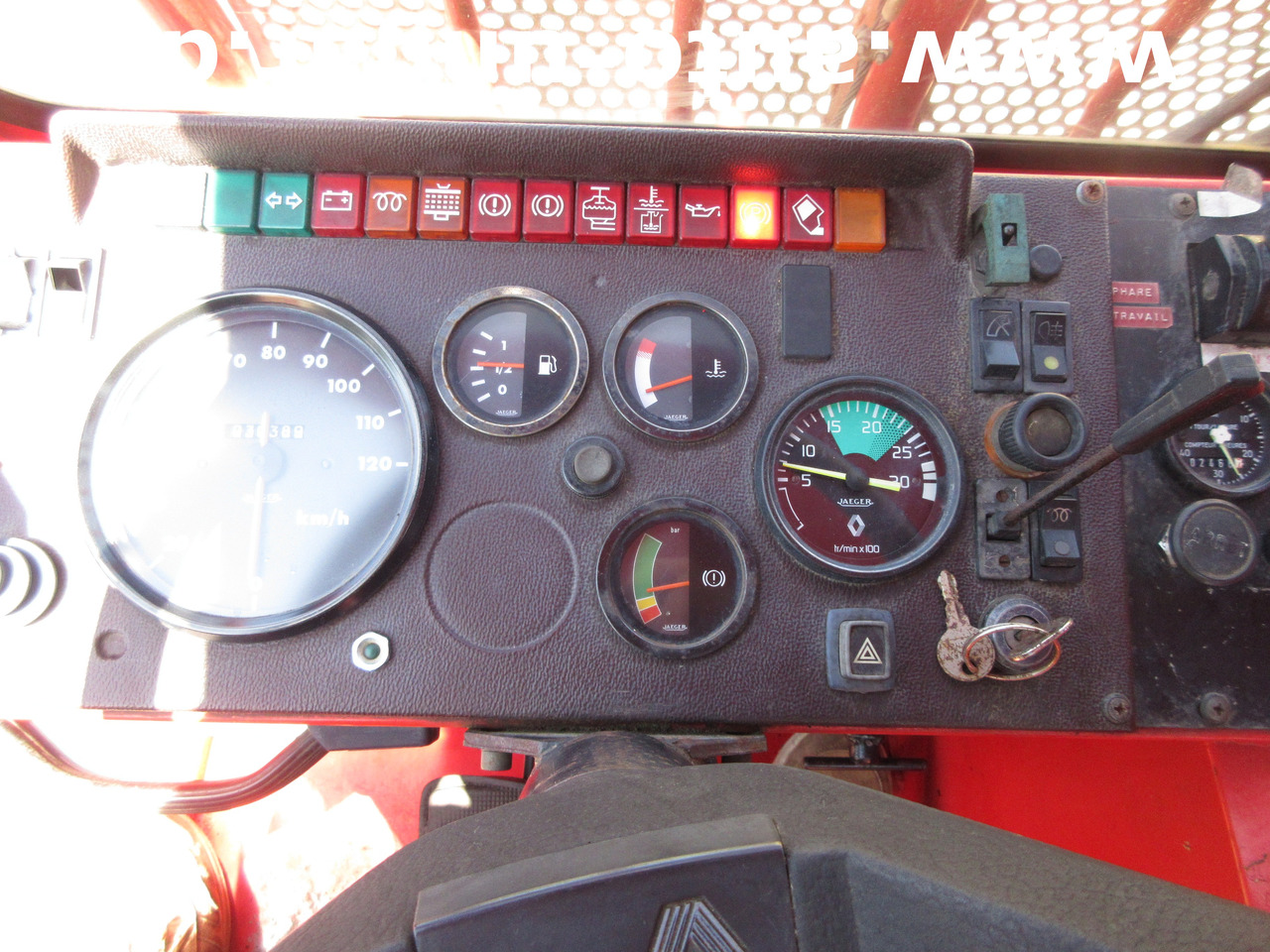 Пожарная машина BRIMONT PM ETR Feuerwehr 4x4x4 AHK verwindbarer Rahmen Off-Road Winde Kriechgang: фото 24