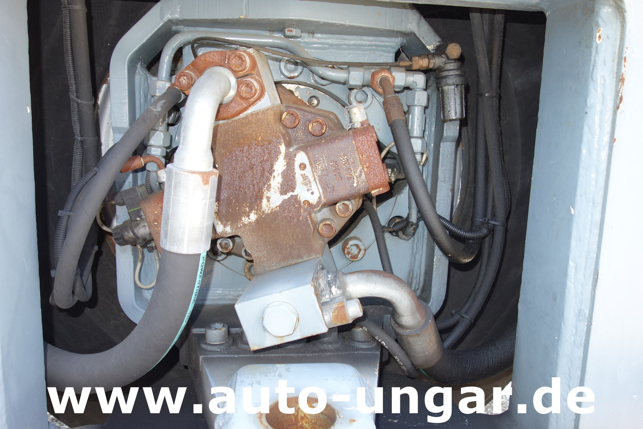 Аэродромный тягач GOLDHOFER AST-1 A500 Baujahr 1999 Push-Back towbarless Pushback Liebherr used GSE: фото 10