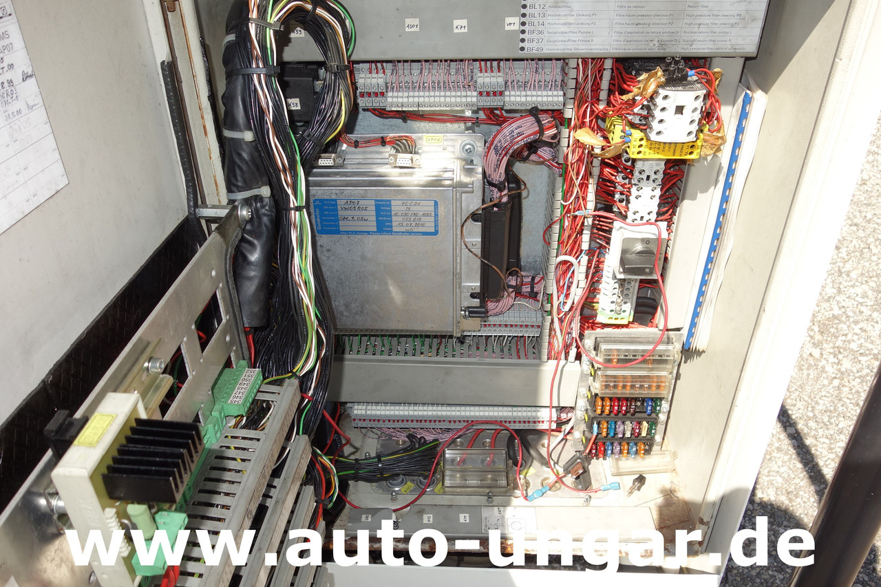 Аэродромный тягач GOLDHOFER AST-1 A500 Baujahr 1999 Push-Back towbarless Pushback Liebherr used GSE: фото 30