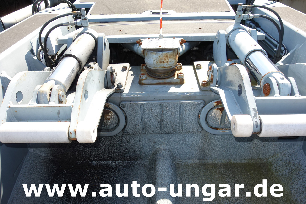 Аэродромный тягач GOLDHOFER AST-1 A500 Baujahr 1999 Push-Back towbarless Pushback Liebherr used GSE: фото 12