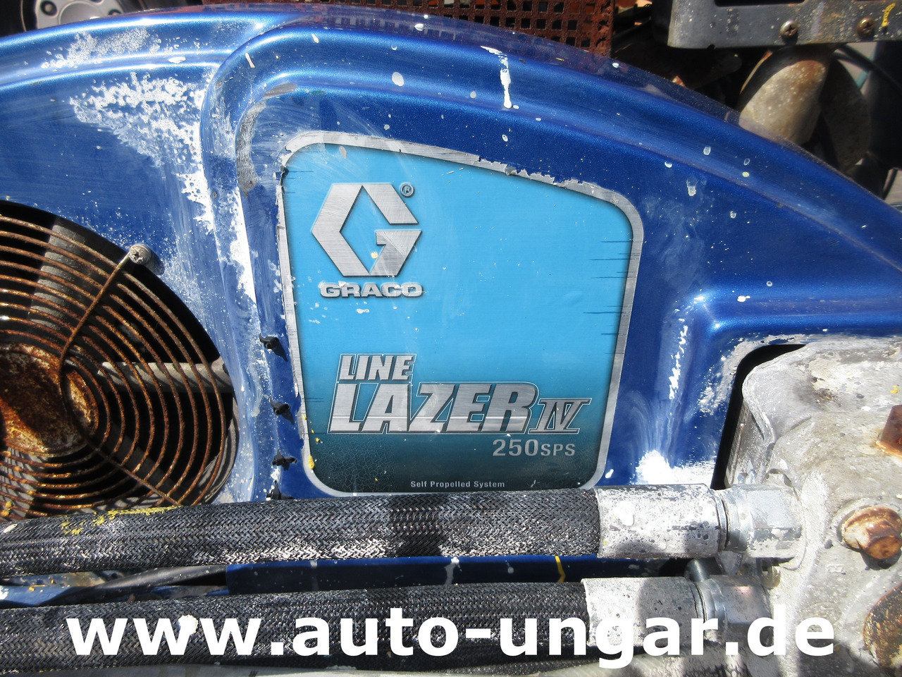 Graco LineLazer IV 250 SPS selbstfahrend Airless Perlen Roadmarking Straßenmarkierung - Асфальтоукладочная техника: фото 4 Graco LineLazer IV 250 SPS selbstfahrend Airless Perlen Roadmarking Straßenmarkierung - Асфальтоукладочная техника: фото 4