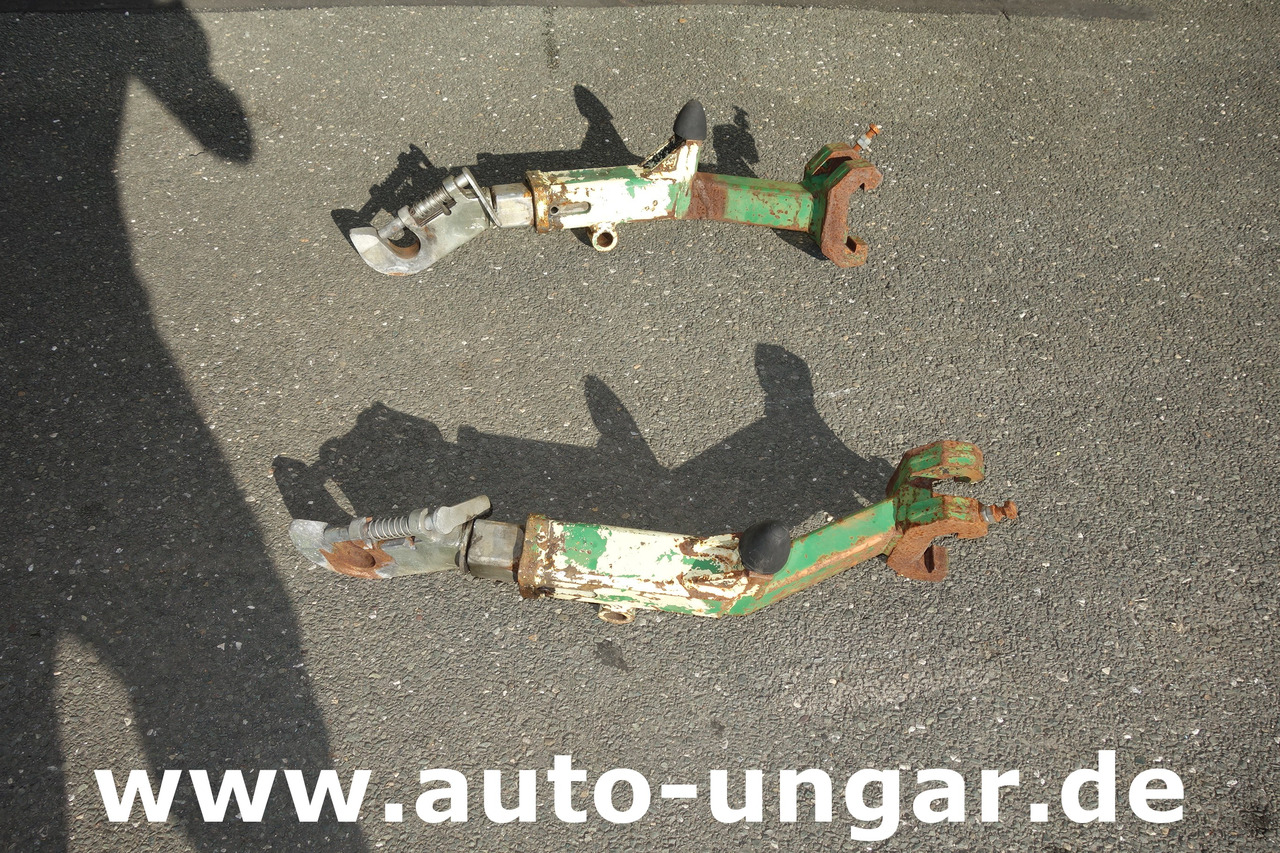 JOHN DEERE Traktor Unterlenker mit Fanghaken - Трактор: фото 2 JOHN DEERE Traktor Unterlenker mit Fanghaken - Трактор: фото 2