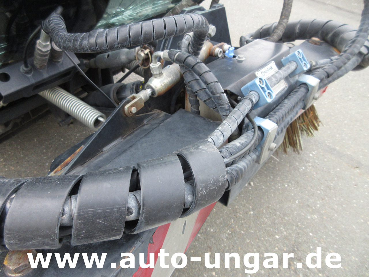 Nilfisk CR3500 CityRanger Schmidt Flexigo Multigo 4x4 Kehrmaschine Geräteträger - Подметально-уборочная машина: фото 5 Nilfisk CR3500 CityRanger Schmidt Flexigo Multigo 4x4 Kehrmaschine Geräteträger - Подметально-уборочная машина: фото 5