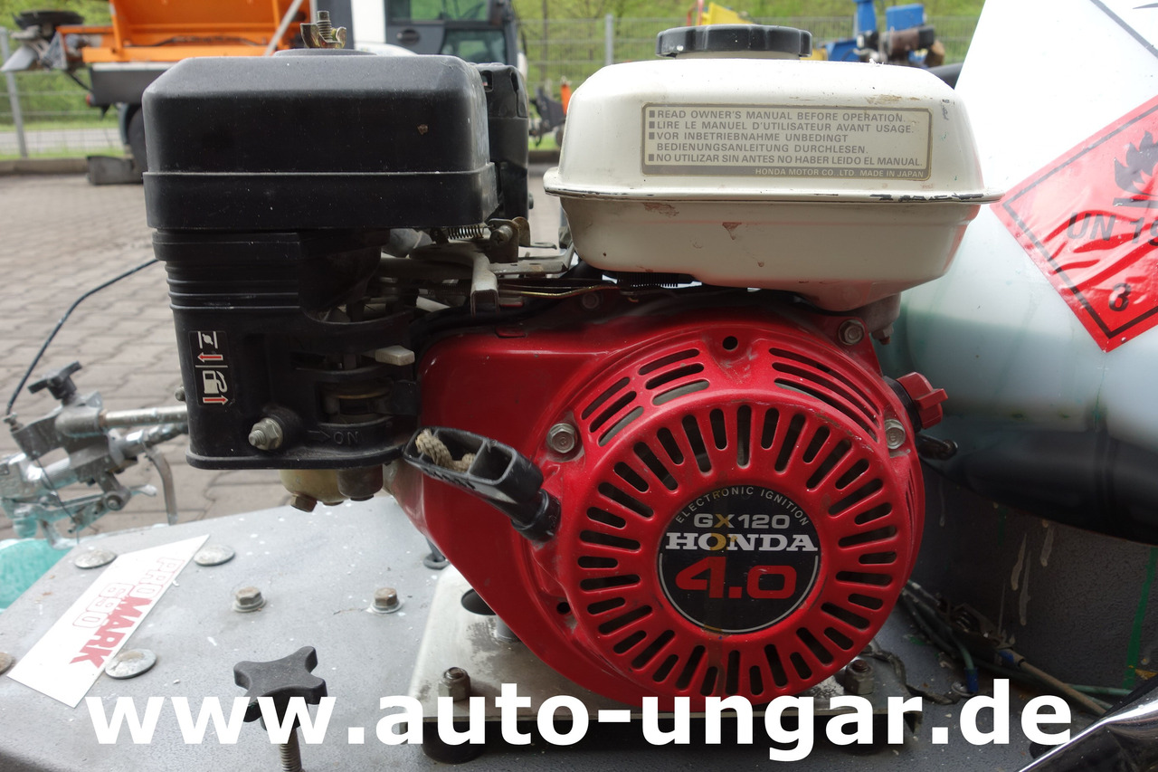 Titan Promark 690 Graco LineLazer Airless Roadmarking Machine Markiermaschine - Асфальтоукладочная техника: фото 3 Titan Promark 690 Graco LineLazer Airless Roadmarking Machine Markiermaschine - Асфальтоукладочная техника: фото 3