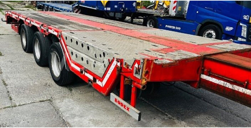 Bodex - Низкорамный полуприцеп: фото 1 Bodex - Низкорамный полуприцеп: фото 1