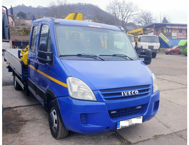 Iveco 50C18 Daily 3.D 16V +Effer - Малотоннажный бортовой грузовик, Грузопассажирский фургон: фото 2 Iveco 50C18 Daily 3.D 16V +Effer - Малотоннажный бортовой грузовик, Грузопассажирский фургон: фото 2