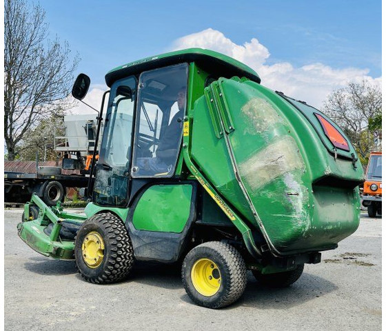 John Deere 1565 Serie II 4WD + MCS 600H - Газонокосилка: фото 3 John Deere 1565 Serie II 4WD + MCS 600H - Газонокосилка: фото 3