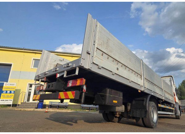 Mercedes-Benz Axor 1824 - Грузовик бортовой/ Платформа, Автоманипулятор: фото 4 Mercedes-Benz Axor 1824 - Грузовик бортовой/ Платформа, Автоманипулятор: фото 4