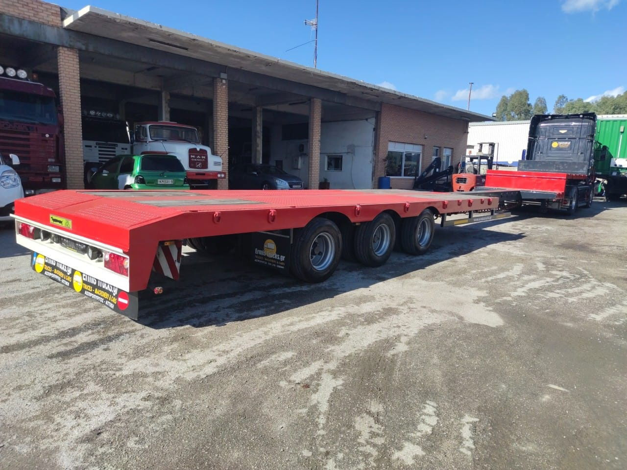 Lintrailers 3Lsdu18.30 - Низкорамный полуприцеп: фото 2 Lintrailers 3Lsdu18.30 - Низкорамный полуприцеп: фото 2