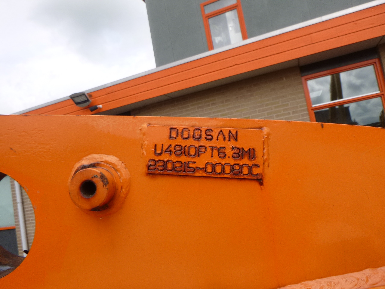 DOOSAN DX480/DX520/DX530 - Стрела для Экскаваторов: фото 5 DOOSAN DX480/DX520/DX530 - Стрела для Экскаваторов: фото 5