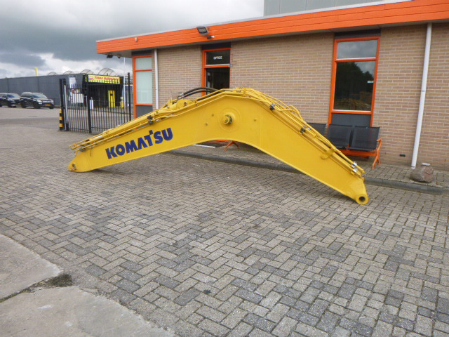 KOMATSU PC170-PC180-PC190 - Стрела для Гусеничных экскаваторов: фото 3 KOMATSU PC170-PC180-PC190 - Стрела для Гусеничных экскаваторов: фото 3