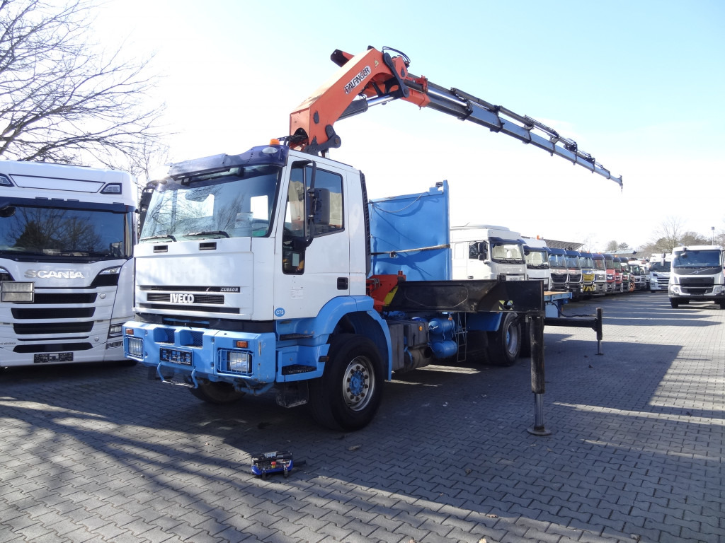 Iveco EuroTrakker 260E31 6X4 Palfinger 36002 - Автоманипулятор, Грузовик бортовой/ Платформа: фото 1 Iveco EuroTrakker 260E31 6X4 Palfinger 36002 - Автоманипулятор, Грузовик бортовой/ Платформа: фото 1
