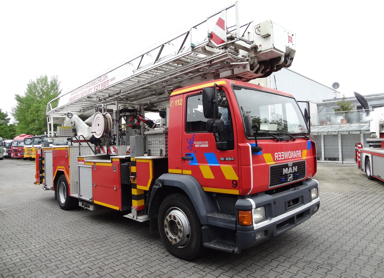 MAN L2000 18.284 Feuerwehr Bronto Skylift 27 Meter в лизинг MAN L2000 18.284 Feuerwehr Bronto Skylift 27 Meter: фото 9