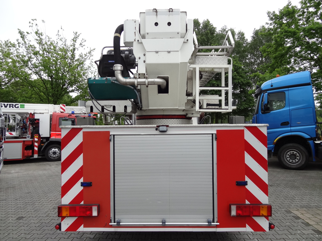 MAN L2000 18.284 Feuerwehr Bronto Skylift 27 Meter в лизинг MAN L2000 18.284 Feuerwehr Bronto Skylift 27 Meter: фото 11