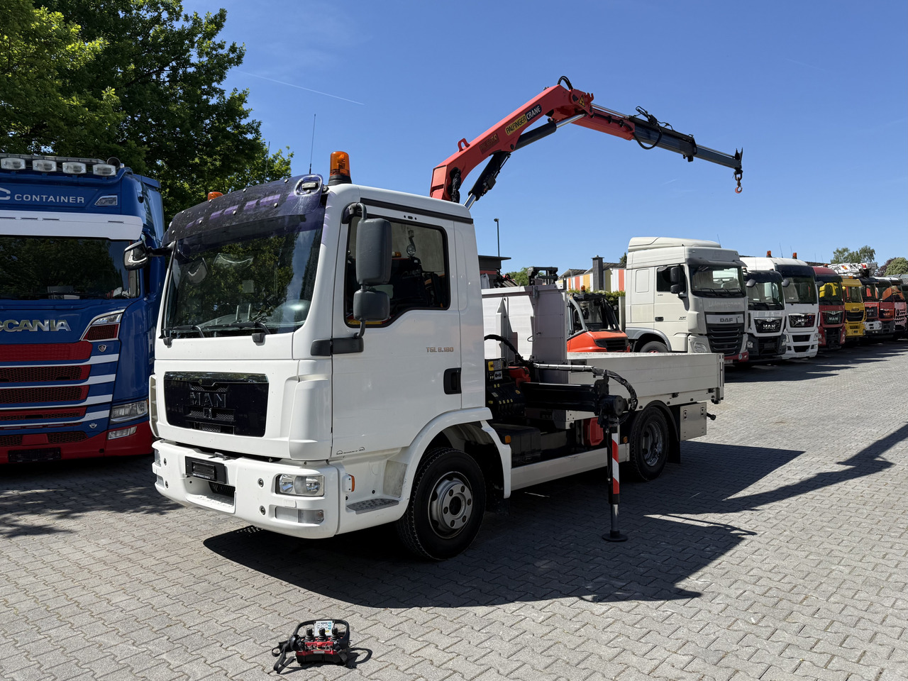 Грузовик бортовой/ Платформа, Автоманипулятор MAN TGL 8.180 Palfinger 6501: фото 1