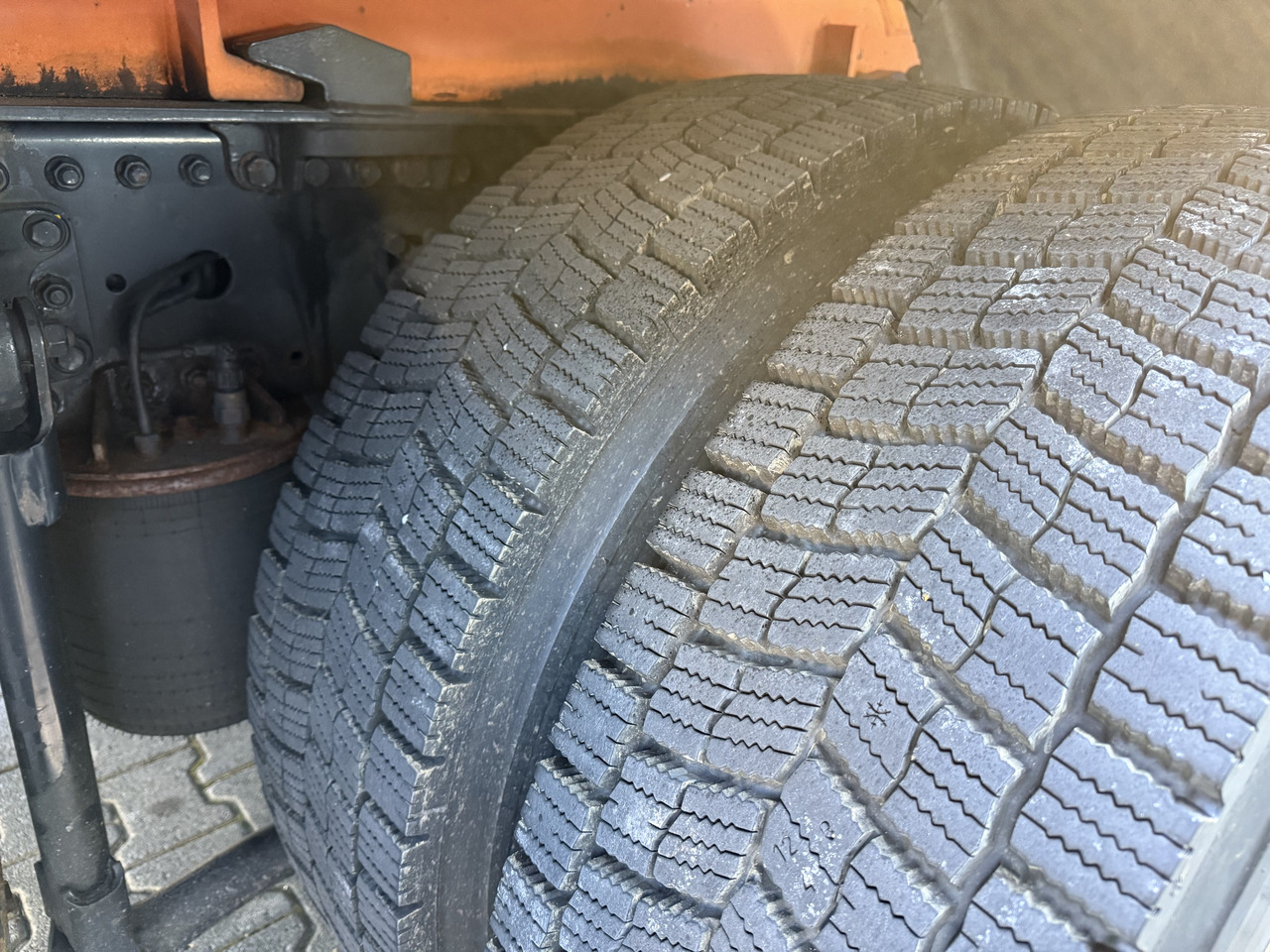 MAN TGS 28.400 6X4H-4 BL - Грузовик-шасси, Автоманипулятор: фото 5 MAN TGS 28.400 6X4H-4 BL - Грузовик-шасси, Автоманипулятор: фото 5