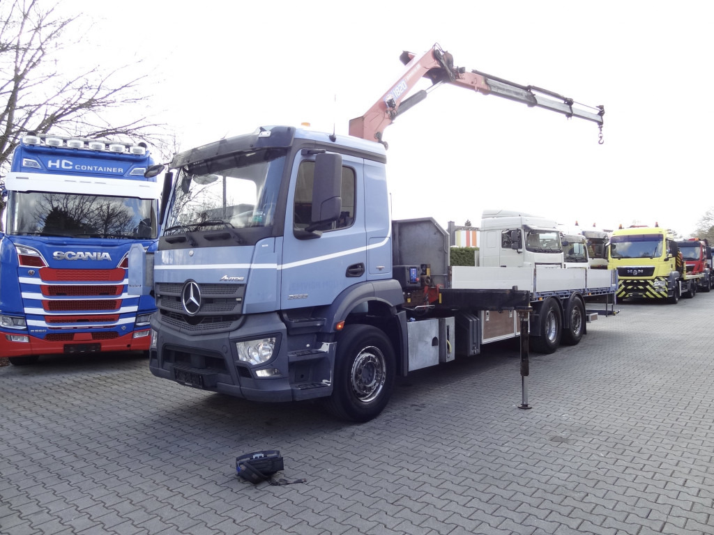 Mercedes-Benz Actros 2533 6X2 HMF 1820 Langmaterial - Грузовик бортовой/ Платформа, Автоманипулятор: фото 1 Mercedes-Benz Actros 2533 6X2 HMF 1820 Langmaterial - Грузовик бортовой/ Платформа, Автоманипулятор: фото 1