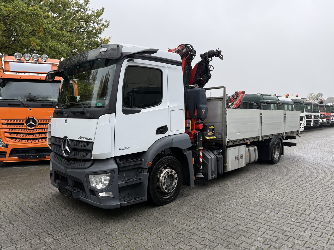 Mercedes-Benz Actros MP5 1824 Kran Fassi F155 - Грузовик бортовой/ Платформа, Автоманипулятор: фото 1 Mercedes-Benz Actros MP5 1824 Kran Fassi F155 - Грузовик бортовой/ Платформа, Автоманипулятор: фото 1