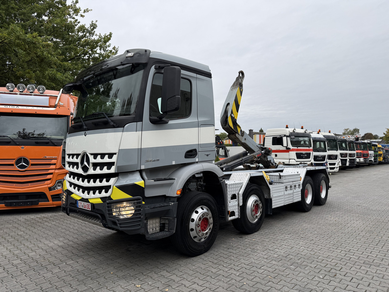 Mercedes-Benz Arocs 3245 K 8X4 Haken - Крюковой мультилифт: фото 1 Mercedes-Benz Arocs 3245 K 8X4 Haken - Крюковой мультилифт: фото 1