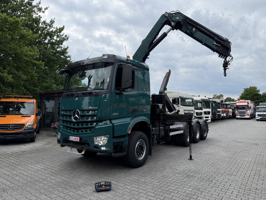 Mercedes-Benz Arocs 3251 8X4 Haken mit Kran HMF 2620 K5 - Крюковой мультилифт, Автоманипулятор: фото 1 Mercedes-Benz Arocs 3251 8X4 Haken mit Kran HMF 2620 K5 - Крюковой мультилифт, Автоманипулятор: фото 1