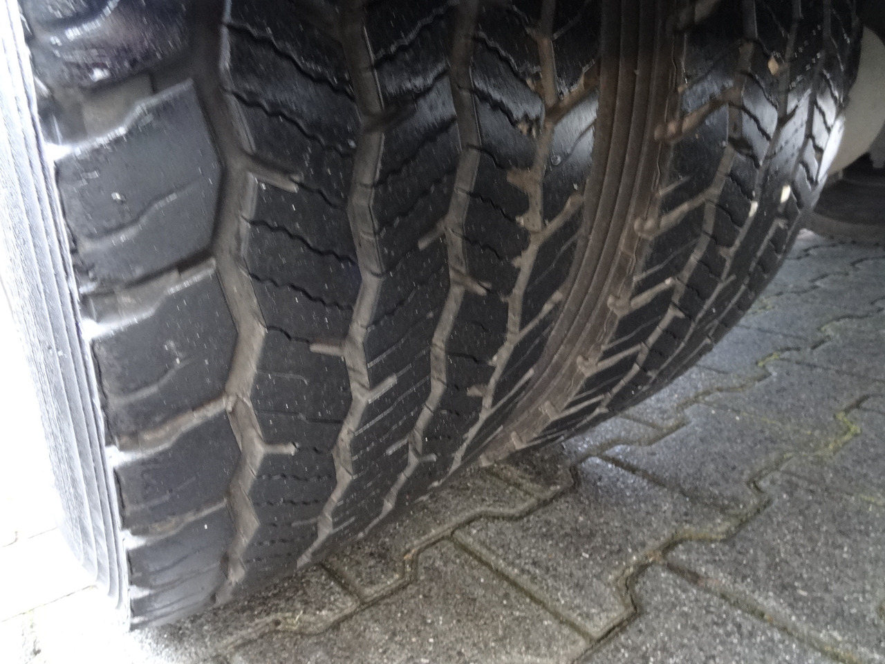 Mercedes-Benz Atego 818 Kran Palfinger 6501 - Автоманипулятор, Грузовик бортовой/ Платформа: фото 2 Mercedes-Benz Atego 818 Kran Palfinger 6501 - Автоманипулятор, Грузовик бортовой/ Платформа: фото 2