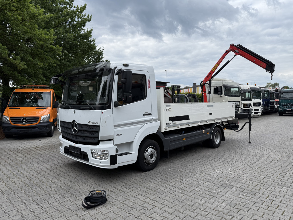 Mercedes-Benz Atego 821 Kran Palfinger PK4200 - Грузовик бортовой/ Платформа, Автоманипулятор: фото 1 Mercedes-Benz Atego 821 Kran Palfinger PK4200 - Грузовик бортовой/ Платформа, Автоманипулятор: фото 1