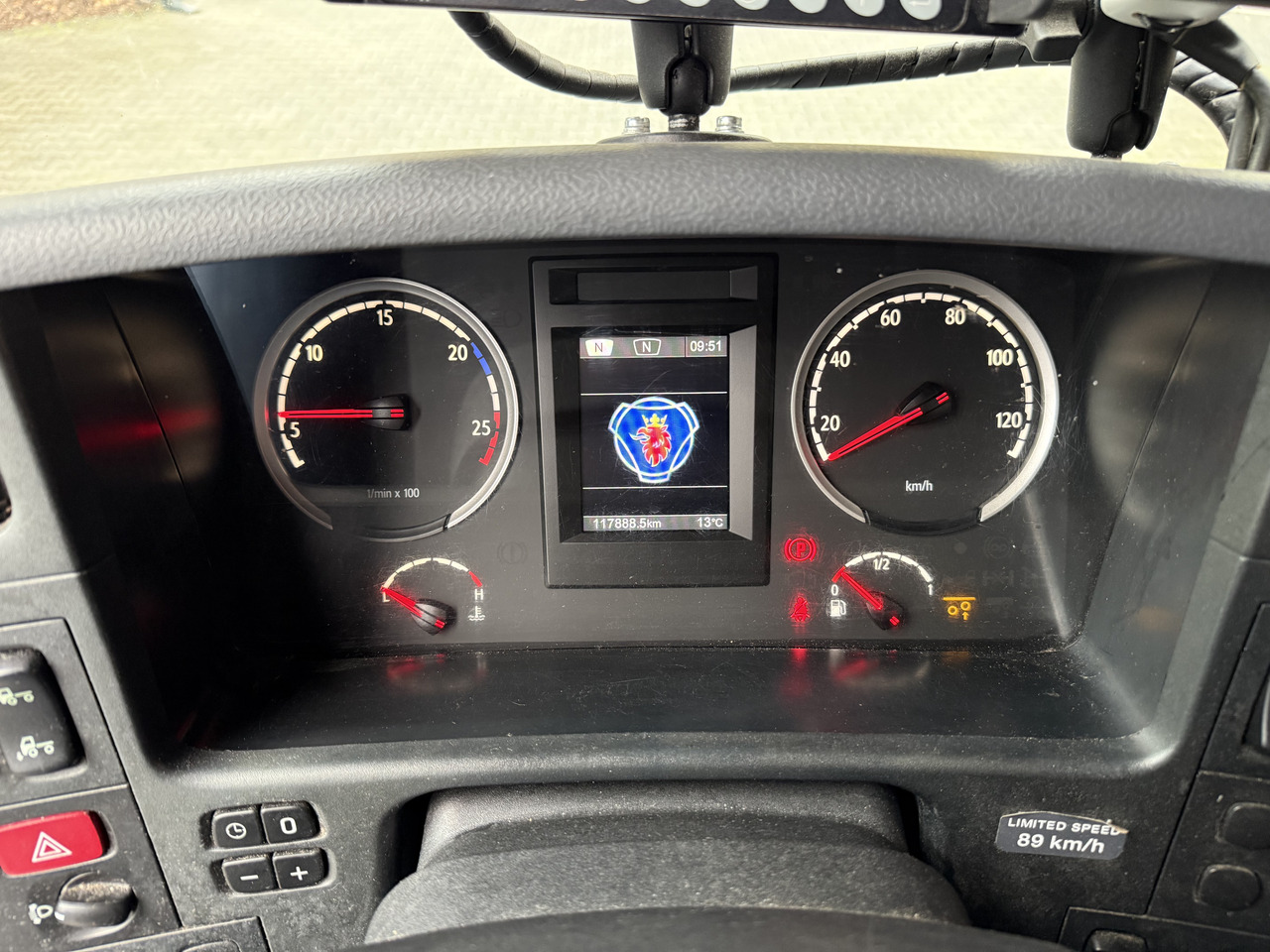 Scania P280 6X2*4 - Грузовик-шасси: фото 2 Scania P280 6X2*4 - Грузовик-шасси: фото 2