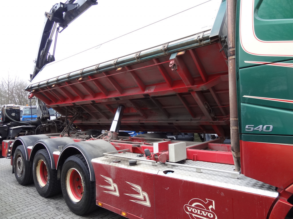 Самосвал, Автоманипулятор Volvo FH540 8X4 Kipper mit Kran Hiab 244-5: фото 14