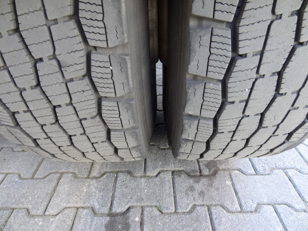 Volvo FM 420 6X2*4 - Грузовик-шасси: фото 2 Volvo FM 420 6X2*4 - Грузовик-шасси: фото 2