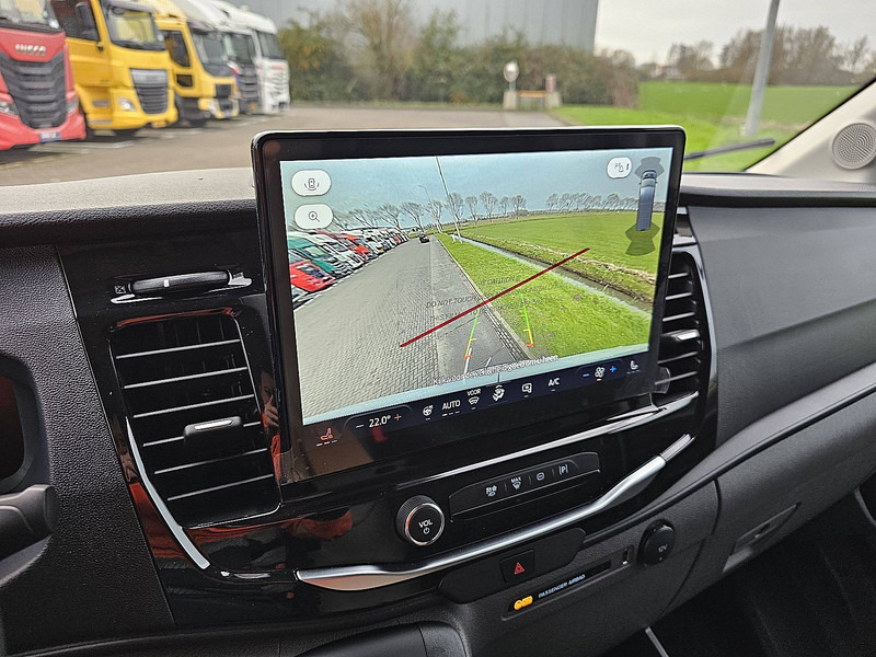 Цельнометаллический фургон, Электрический фургон Ford E-Transit  L4H3 68kWh Maxi!: фото 14