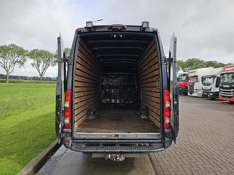 Цельнометаллический фургон Iveco Daily 35S21 3.0ltr Maxi 200Pk AC: фото 13
