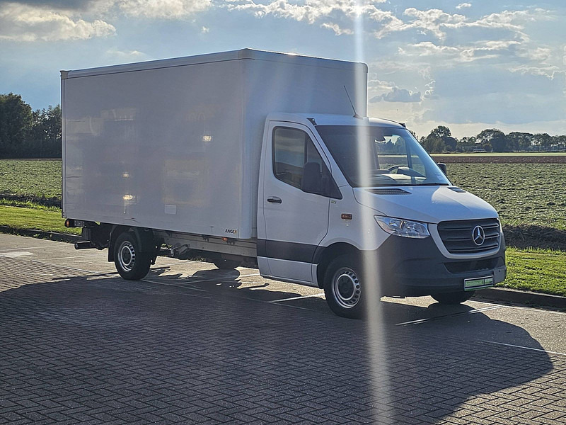 Mercedes-Benz Sprinter 316 Bakwagen Laadklep! - Фургон с закрытым кузовом: фото 5 Mercedes-Benz Sprinter 316 Bakwagen Laadklep! - Фургон с закрытым кузовом: фото 5