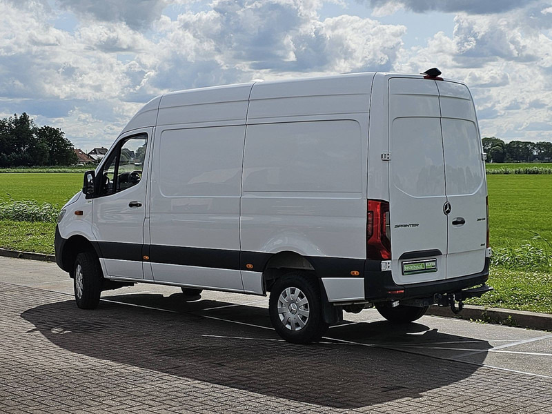 Цельнометаллический фургон Mercedes-Benz Sprinter 316 CDI 4X4 AUT. L2H2: фото 6 Цельнометаллический фургон Mercedes-Benz Sprinter 316 CDI 4X4 AUT. L2H2: фото 6