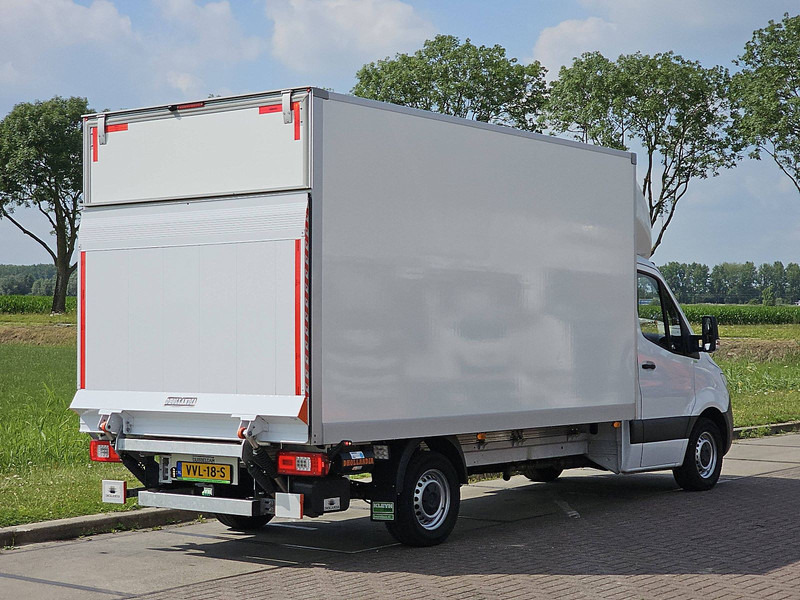 Mercedes-Benz Sprinter 317 ac LED EURO6 - Фургон с закрытым кузовом: фото 3 Mercedes-Benz Sprinter 317 ac LED EURO6 - Фургон с закрытым кузовом: фото 3