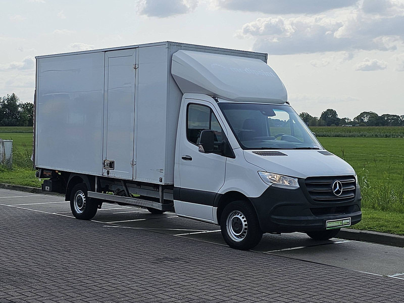 Mercedes-Benz Sprinter - Фургон с закрытым кузовом: фото 5 Mercedes-Benz Sprinter - Фургон с закрытым кузовом: фото 5