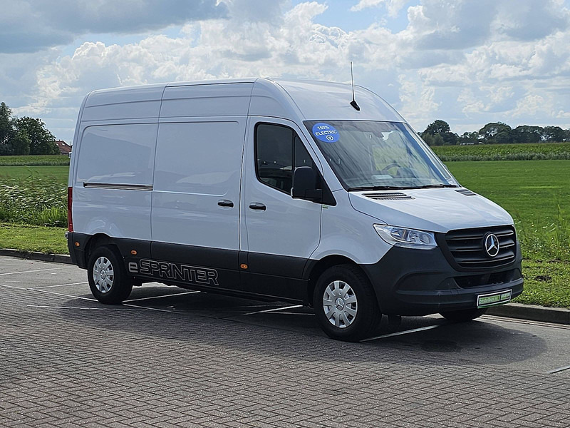 Mercedes-Benz eSprinter L2H2 41kWh Automaat! - Цельнометаллический фургон, Электрический фургон: фото 5 Mercedes-Benz eSprinter L2H2 41kWh Automaat! - Цельнометаллический фургон, Электрический фургон: фото 5